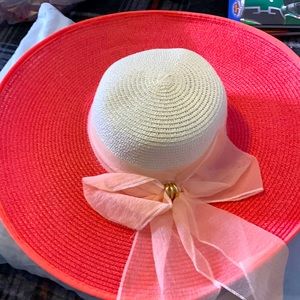 Beach hat / summer hat